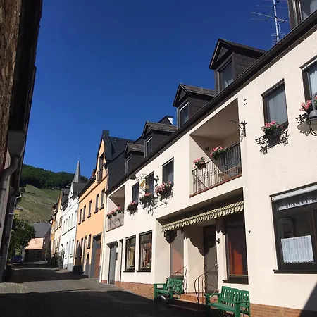 Guest house Ferienpension Bei Stenze Inklusive Individueller Klimaanlage Im Senheim